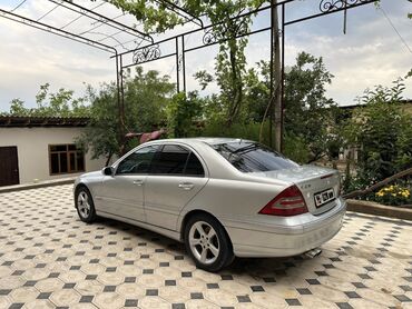 купить скутер в бишкеке: Mercedes-Benz 220: 2003 г.