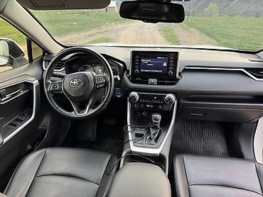 Toyota: Toyota RAV4: 2021 г., 2.5 л, Автомат, Гибрид, Кроссовер — 9