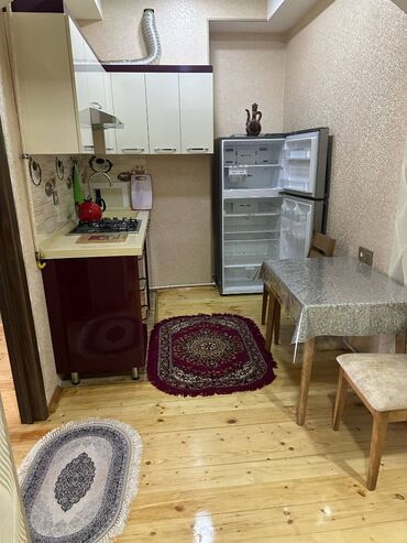 Uzunmüddətli kirayə mənzillər: Sumqayıt şəhəri, 6-ci mikrarayon, YAP- binasinin yanında, 9 mərtəbəli — 12