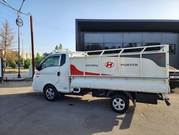 Легкий грузовой транспорт: Легкий грузовик, Hyundai, Стандарт, 3 т, Б/у