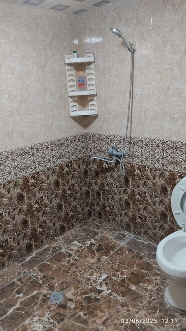 Günlük kirayə evlər: 160 kv. m, 5 otaqlı, Kombi, Qaz, Su — 10