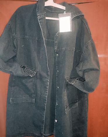 Демисезонные куртки: Куртка Джинсовая Новая,цвет черный слегка с потертостями, 48- — 1