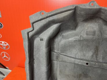 Панели, обшивки: Обшивка багажника Toyota Б/у — 4