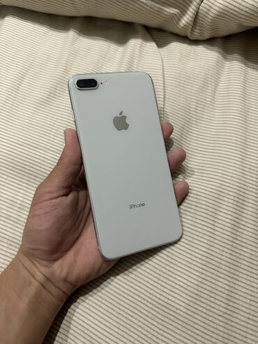 Apple iPhone: IPhone 8 Plus, Б/у, 64 ГБ, Белый, Защитное стекло, 100 %