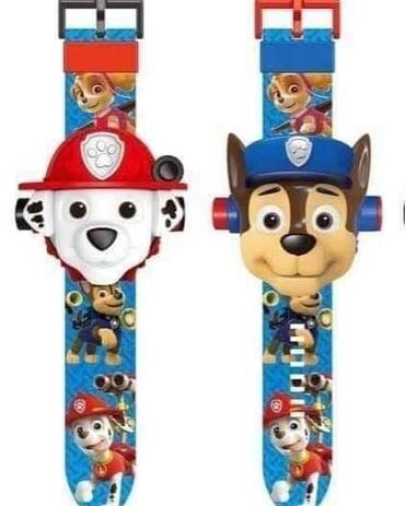 Ostale dečije stvari: ❤Dečiji sat/projektor 
Cena: 800 dinara
Projektuje 24 fotografije — 10