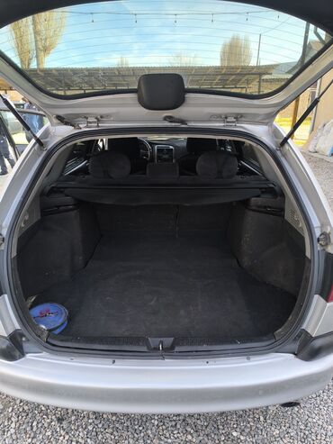 Toyota: Toyota Avensis: 2002 г., 2 л, Механика, Дизель, Универсал — 10