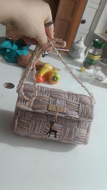 именные брелки: Плетёная женская сумка-клатч с короткой ручкой-цепочкой. - Материал — 1