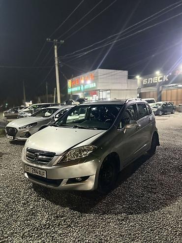 лобовое стекло на портер 2: Honda FR-V: 2004 г., 2 л, Механика, Газ, Универсал — 5