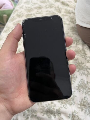 Apple iPhone: IPhone 11, Б/у, 128 ГБ, Защитное стекло, Чехол, 73 %