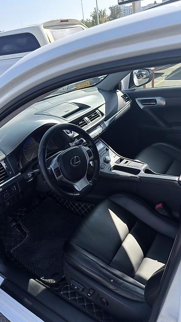 Lexus: Lexus CT: 2012 г., 1.8 л, Автомат, Гибрид, Хэтчбэк — 9