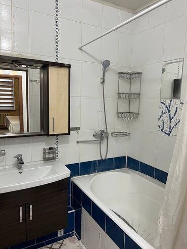 Посуточная аренда квартир: 2 комнаты, Душевая кабина, Постельное белье, Кондиционер — 5