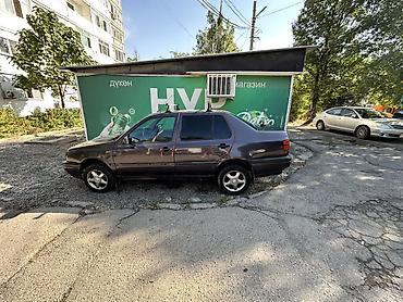 jetta vs5: Volkswagen Vento: 1994 г., Седан — 3