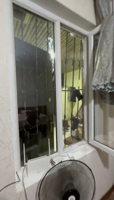 Həyət evləri və villaların satışı: 3 otaqlı, 70 kv. m, Orta təmir — 6