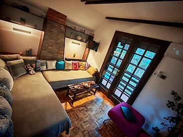 Prodaja stanova: Na prodaju lux kuća 24km od Bulevara Kralja Aleksandra. Zbog odlaska — 7