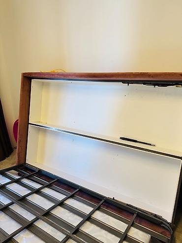 qiz səkilləri: Genc usaq yatağı. 130 eni.2 m uzunu.Mebel fabrikində yığılıb. Matras — 6