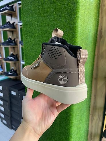 Туфлилер: Эркектердин кроссовкасы, 40, 41, 42, Timberland, Жаңы, түсү - Күрөң — 2