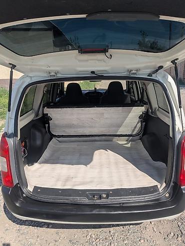 Toyota: Toyota Probox: 2004 г., 1.5 л, Автомат, Бензин, Универсал — 10