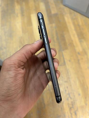 iphone 11 mini: IPhone 11, 64 GB, Qara, Face ID — 2