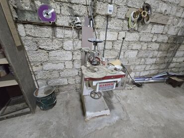 Sex, zavod və fabriklər: Mebel Sexi ( Taxta Sexi ) Arendaya (İcarəyə) Verilir. 110kv. Hündürlük — 7