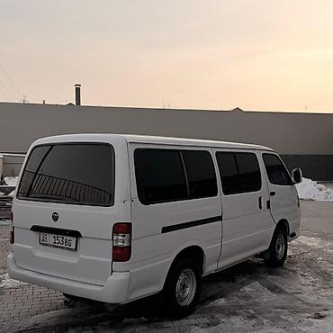 Toyota: Toyota Hiace: 2013 г., 2.8 л, Механика, Дизель, Минивэн — 5