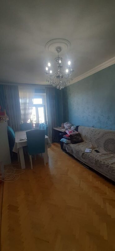 Köhnə tikili: Bakı, Bakıxanov qəs., 3 otaqlı, Köhnə tikili, m. Neftçilər, 80 kv. m -da lalafo.az — 4 Köhnə tikili: Bakı, Bakıxanov qəs., 3 otaqlı, Köhnə tikili, m. Neftçilər, 80 kv. m — 4