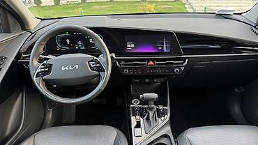 киа нира: Kia Niro: 2022 г., 1.6 л, Робот, Гибрид, Кроссовер — 9