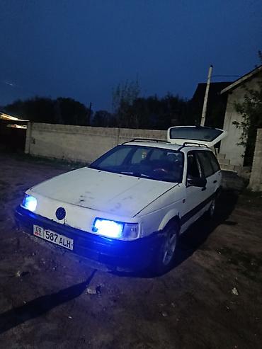 Volkswagen: Volkswagen Passat: 1990 г., Универсал — 4