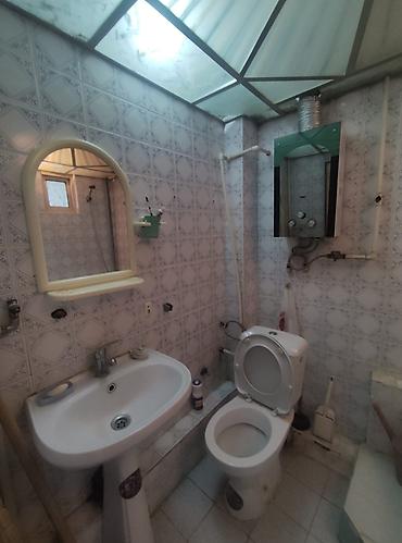 Квартиры: Баку, 2 комнаты, Вторичка, 50 м² — 2