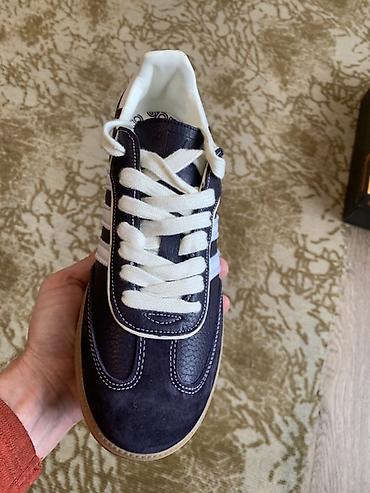 комтер: Горит 🔥 Кроссовки Adidas Samba оригенал 100% срочно 41 размер - — 3