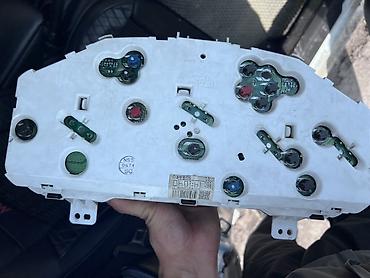 haynes pro: Щиток приборов Subaru 2004 г., Б/у, Оригинал, Япония — 2