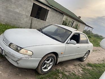 Унаа сатуу: Mazda 626: 1992 г., Кол менен иштөөчү, Бензин, Седан — 3