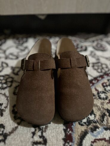 обувь 28 размер: Детские биркенштоки в отличном состоянии из Кореи. Вариант уни: пойдет