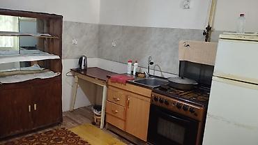 sumqayit kiraye evler: Şəki, gündəlik kirayə – 3 otaqlı həyət evi - Sahə: 60 m² - Mərtəbə — 8