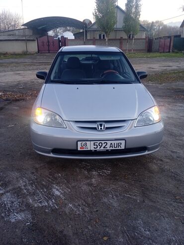 срочно продаю в связи с переездом: Honda Civic: 2001 г., 1.7 л, Механика, Бензин, Седан