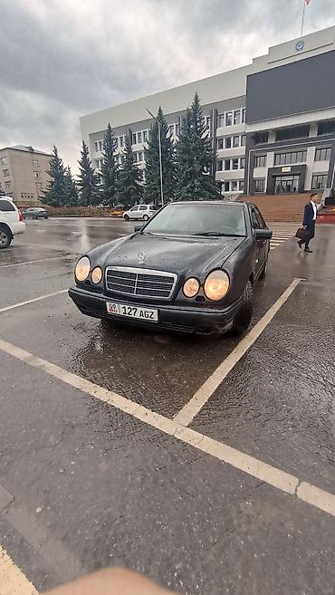 машина жыгули: Mercedes-Benz E-Class: 1999 г., 2.3 л, Кол менен иштөөчү, Бензин, Седан — 5