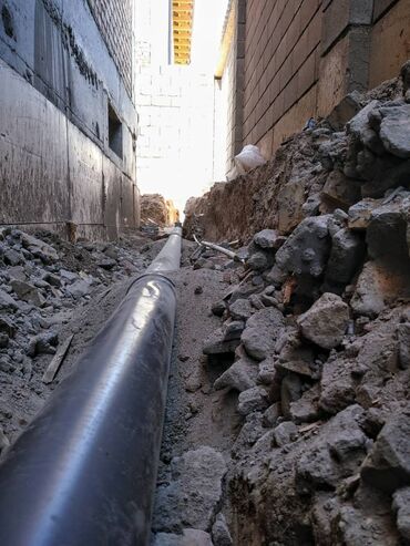 Канализационные работы: Копаем септик и колодцы, траншеи канализации и под водопроводный — 11