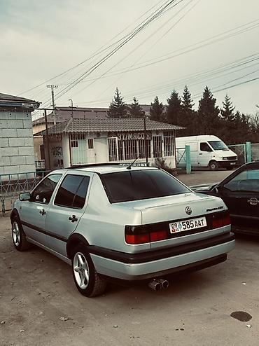 Volkswagen: Volkswagen Vento: 1996 г., 1.8 л, Механика, Бензин, Седан — 6