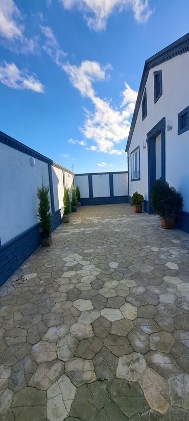 Həyət evləri və villaların satışı: 4 otaqlı, 5 kv. m, Kredit yoxdur, Yeni təmirli — 30