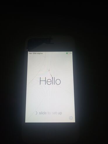 покупка сломанных телефонов: IPhone 4, Б/у, < 16 ГБ, Белый, Зарядное устройство, 88 %