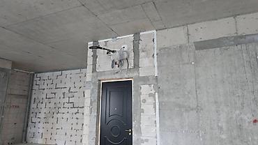 şu: Satılır 4 otaqlı yeni tikili 145 m², Ağ şəhər q. Kateqoriya Yeni — 8