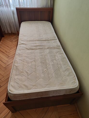 Çarpayılar: İşlənmiş, Təknəfərlik çarpayı, Bazasız, Matras ilə, Siyirməsiz, Azərbaycan