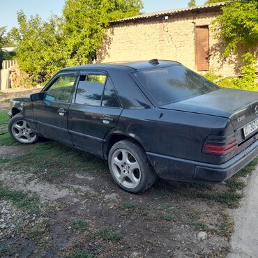 немецкий набор ключ: Mercedes-Benz W124: 1989 г., 2.3 л, Механика, Бензин, Седан