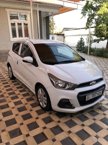 генератор тракторный: Chevrolet Spark: 2015 г., 1 л, Вариатор, Бензин, Хэтчбэк