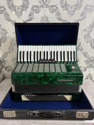 Аккордеоны: Продаю Германский Аккордеон состоянии очень хороший есть футляр — 6