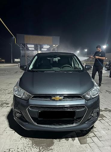 потолок авто: Chevrolet Spark: 2016 г., 1 л, Вариатор, Бензин, Хэтчбэк — 1