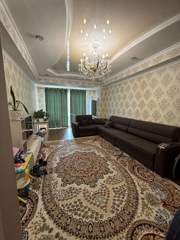 продаю 2х команатную квартиру в 7 мкр: 3 комнаты, 85 м², Элитка, 8 этаж, Косметический ремонт
