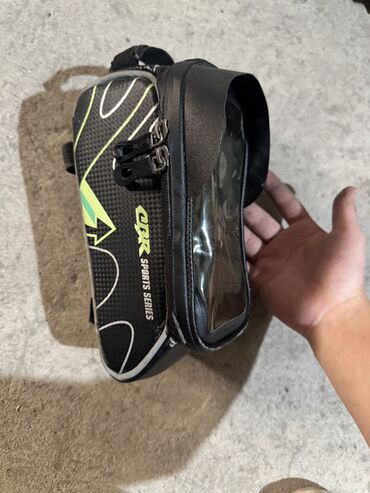 Велоаксессуары: Продаю разные сумки на велосипед. 1. Оргинальная сумка на раму с — 7