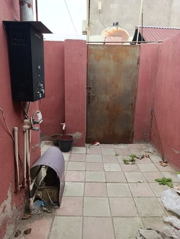 Həyət evləri və villaların satışı: Binəqədi qəs. 2 otaqlı, 60 kv. m, Yeni təmirli — 26