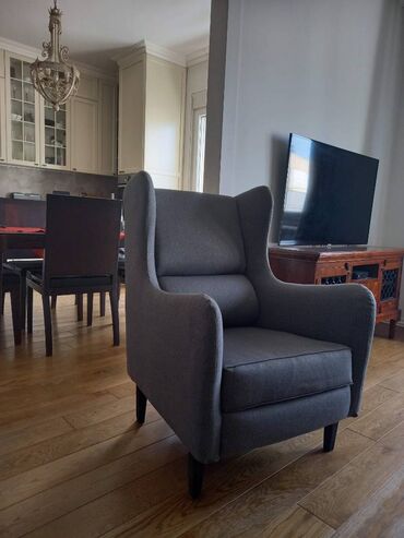 Fotelje: Fotelja je kao nova sve nenjano mebl sundjeri crsta stabilna.cena je na lalafo.rs — 9 Fotelje: Fotelja je kao nova sve nenjano mebl sundjeri crsta stabilna.cena je — 9