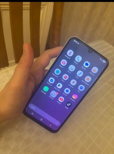 купить бу кондиционер в баку: Samsung Galaxy A25, 256 ГБ, цвет - Белый, Сенсорный, Отпечаток пальца, Беспроводная зарядка